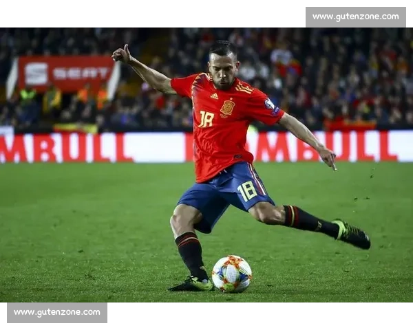 阿尔巴盛赞恩里克:世界最佳教练,足球内外皆导师 阿尔巴盛赞恩里克:世界最佳教练,足球内外皆导师