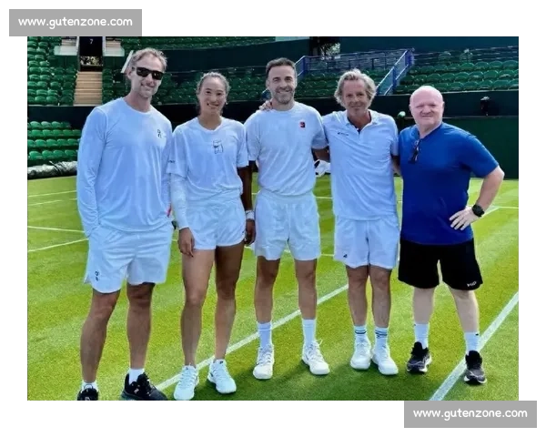 温网冲刺：德约冲击费德勒纪录，郑钦文携手纳达尔教练破茧